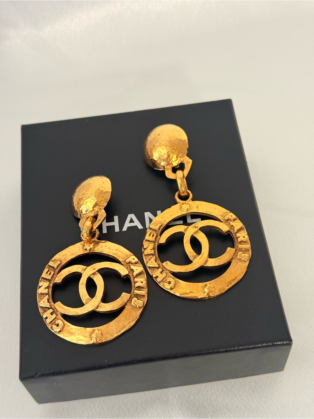 Chanel Vintage XL Gold Chanel Paris CC Logo Dangle Clip On Earrings